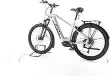 Laden Sie das Bild in den Galerie-Viewer, KAYZA Hydric Dry 6 Trekking E-Bike 27,5 Zoll Weiß 52 cm
