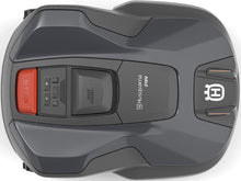 Laden Sie das Bild in den Galerie-Viewer, Husqvarna Automower 312V mit Garage