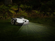 Laden Sie das Bild in den Galerie-Viewer, Husqvarna Automower 430V NERA mit Garage