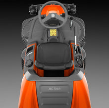 Laden Sie das Bild in den Galerie-Viewer, Husqvarna Profi Allrad-Frontmäher RC 320Ts AWD - Grundgerät ohne Mähdeck