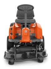 Laden Sie das Bild in den Galerie-Viewer, Husqvarna Akku-Frontmäher R 112iC inkl. Mähdeck Combi 85, Akku und Ladegerät