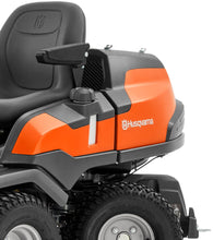 Laden Sie das Bild in den Galerie-Viewer, Husqvarna Profi Allrad-Frontmäher R 418TsX AWD Grundgerät ohne Mähwerk