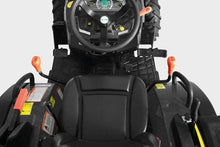 Laden Sie das Bild in den Galerie-Viewer, Solis Kompakttraktor 26 Panther in Schwarz mit Seitenschaltung Grundmaschine ohne Bereifung